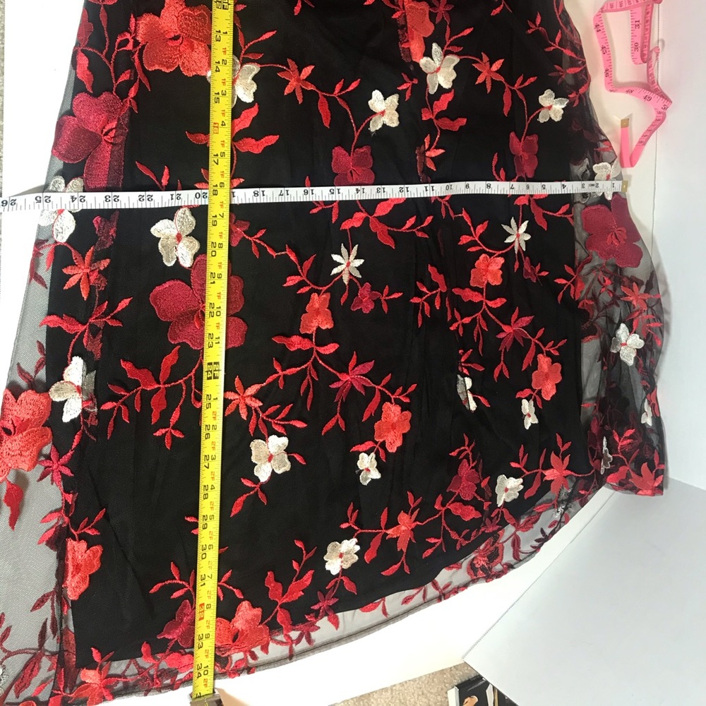 ECI sleeveless embroid. tulle sheath swing dress M - Picture 4 of 8